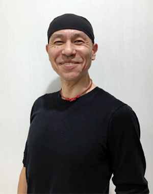 秦 ワタル
